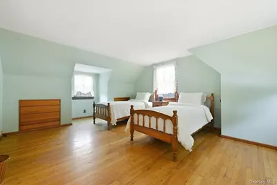 144 Hughes Place, Albertson, NY 11507 - Photo 21
