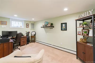4 Tanglewood Lane, Poughkeepsie, NY 12603 - Photo 15