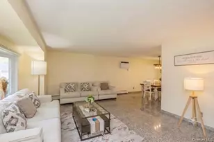 7 Ebb Ct, Commack, NY 11725 - Photo 17