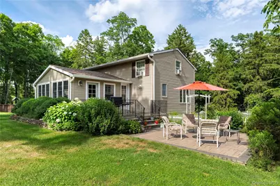 60 Traver Road, Pleasant Valley, NY 12569 - Photo 5