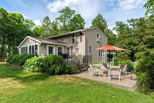 60 Traver Rd, Pleasant Valley, NY 12569 - Photo 5