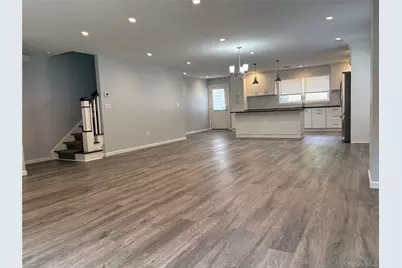 17B Dunes Lane #Right, Port Washington, NY 11050 - Photo 15