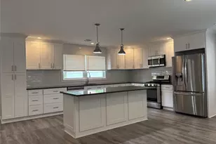 17B Dunes Ln, Port Washington, NY 11050 - Photo 9