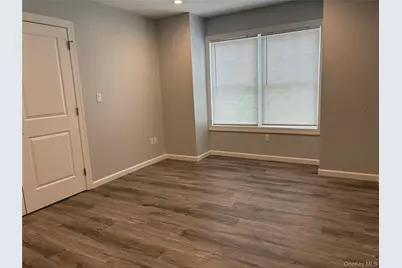 17B Dunes Lane #Right, Port Washington, NY 11050 - Photo 25