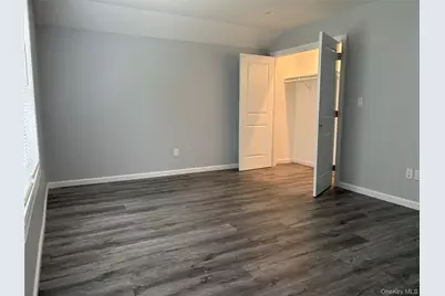 17B Dunes Lane #Right, Port Washington, NY 11050 - Photo 19