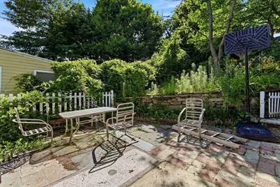 21 New Avenue, Yonkers, NY 10704 - Photo 5