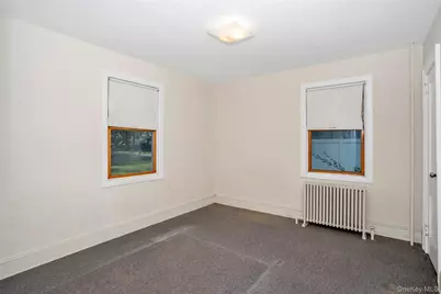 33 Laurel Drive, Smithtown, NY 11787 - Photo 7