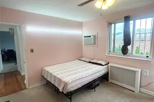 72-75 Little Neck Pkwy, Glen Oaks, NY 11004 - Photo 27