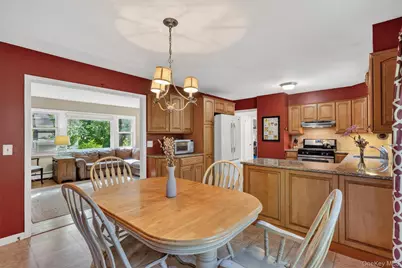4 Denim Place, White Plains, NY 10603 - Photo 19