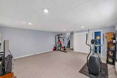 4 Denim Place, White Plains, NY 10603 - Photo 37