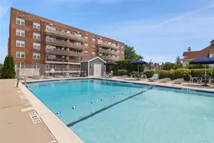 360 Westchester Ave, Port Chester, NY 10573 - Photo 11