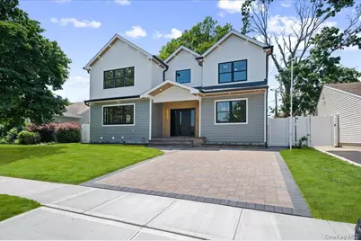 517 Corral Run, Bethpage, NY 11714 - Photo 1