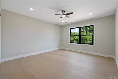 517 Corral Run, Bethpage, NY 11714 - Photo 29