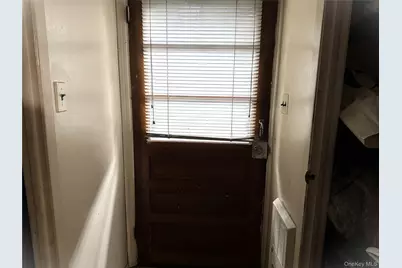 1551 Sweetman Avenue, Elmont, NY 11003 - Photo 27