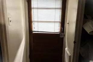 1551 Sweetman Ave, Elmont, NY 11003 - Photo 27