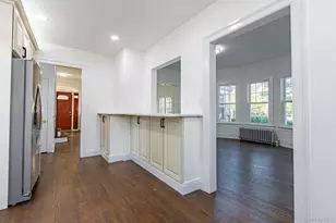 209 Smith St, Freeport, NY 11520 - Photo 9