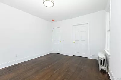 209 Smith Street, Freeport, NY 11520 - Photo 19