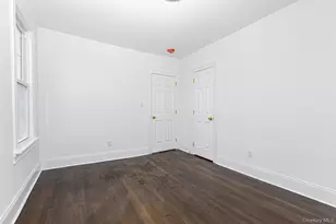 209 Smith St, Freeport, NY 11520 - Photo 17