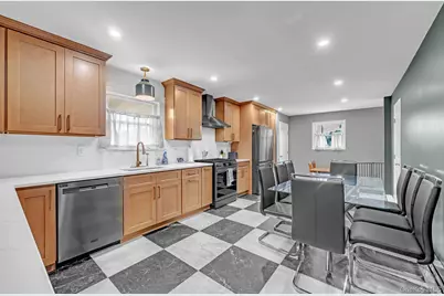 93 Overton Street, Deer Park, NY 11729 - Photo 15