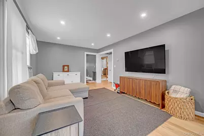 93 Overton Street, Deer Park, NY 11729 - Photo 13