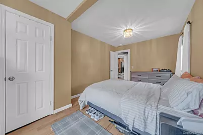 93 Overton Street, Deer Park, NY 11729 - Photo 23