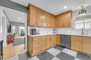 93 Overton St, Deer Park, NY 11729 - Photo 17