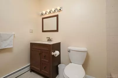 132 Woodland Drive, Pleasantville, NY 10570 - Photo 9