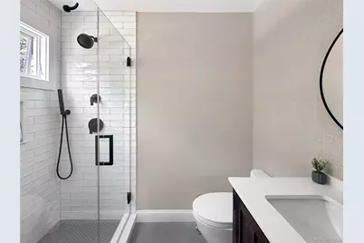 5765 Bergen Avenue, Mattituck, NY 11952 - Photo 13