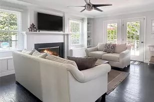 5765 Bergen Ave, Mattituck, NY 11952 - Photo 11
