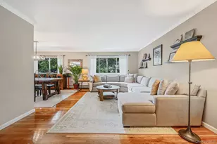 44 Winslow Ln, Smithtown, NY 11787 - Photo 17