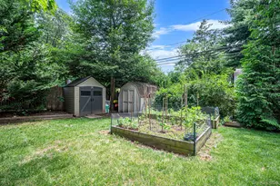 44 Winslow Ln, Smithtown, NY 11787 - Photo 39