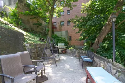 97 Van Cortlandt Pk Avenue, Yonkers, NY 10701 - Photo 19