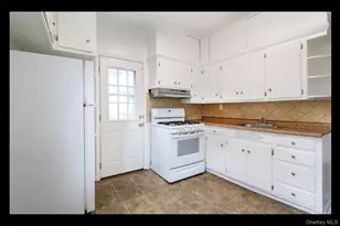 97 Van Cortlandt Park Ave, Yonkers, NY 10701 - Photo 15