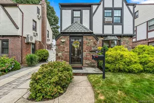 86-17 253rd St, Bellerose, NY 11426 - Photo 1