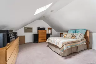 86-17 253rd St, Bellerose, NY 11426 - Photo 15