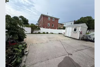 1101 128th Street, College Point, NY 11356 - Photo 15
