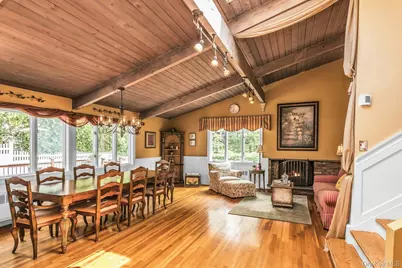 23 Highwood Road, East Norwich, NY 11732 - Photo 5