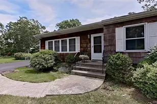 347 Miller Place Rd, Miller Place, NY 11764 - Photo 3