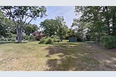 347 Miller Place Road, Miller Place, NY 11764 - Photo 23
