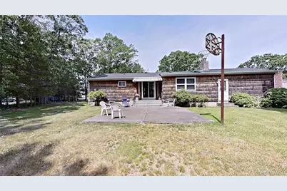 347 Miller Place Road, Miller Place, NY 11764 - Photo 21