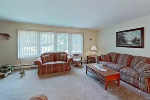 347 Miller Place Rd, Miller Place, NY 11764 - Photo 5