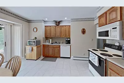 347 Miller Place Road, Miller Place, NY 11764 - Photo 9