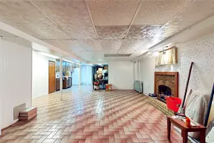 63-40 60th Pl, Ridgewood, NY 11385 - Photo 31