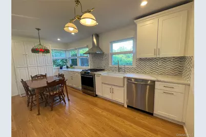 6 Preston Court, Glen Cove, NY 11542 - Photo 11