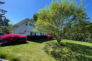 6 Preston Ct, Glen Cove, NY 11542 - Photo 3