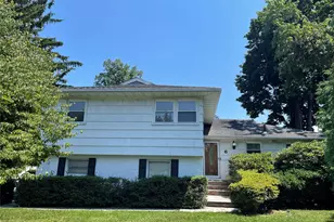 6 Preston Ct, Glen Cove, NY 11542 - Photo 37