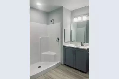 221 Eastview Drive #17, Central Islip, NY 11722 - Photo 9