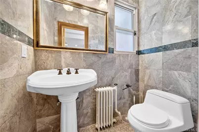 8433 Wareham Place, Jamaica, NY 11432 - Photo 25
