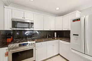 1273 Lake Shore Dr, Massapequa Park, NY 11762 - Photo 9