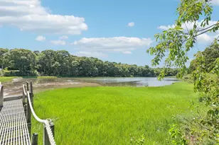 570 Hippodrome Dr, Southold, NY 11971 - Photo 17